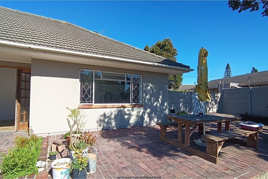 4 Bedroom Property for Sale in Tijgerhof Western Cape